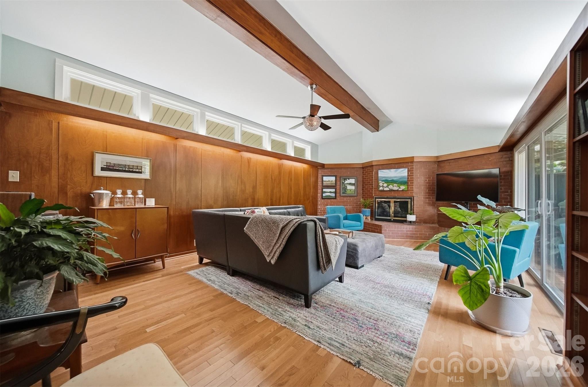 120 Woodland Drive — Morganton