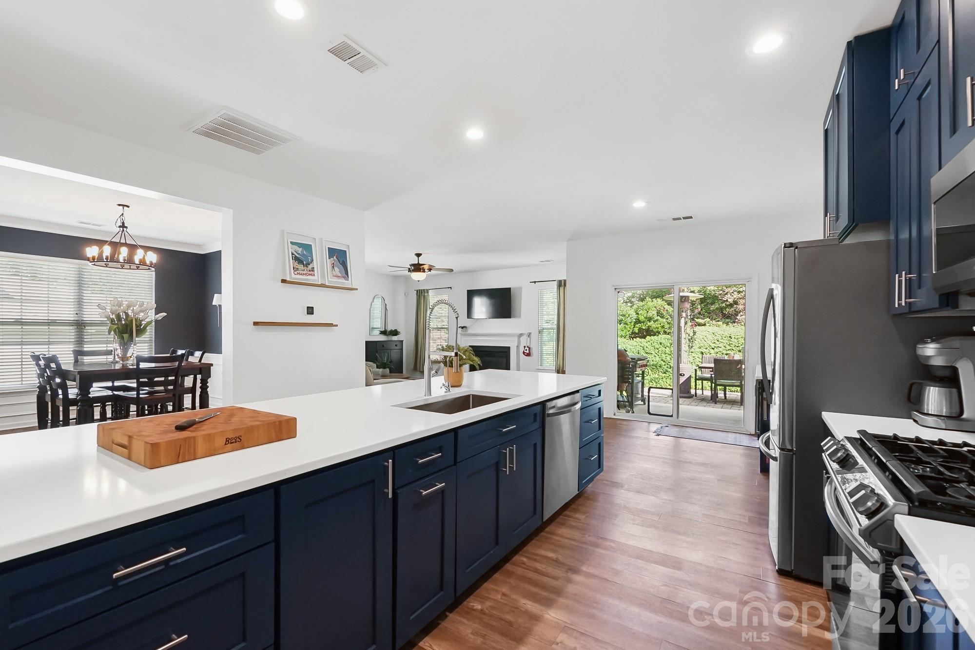 7213 Handon Lane — Huntersville