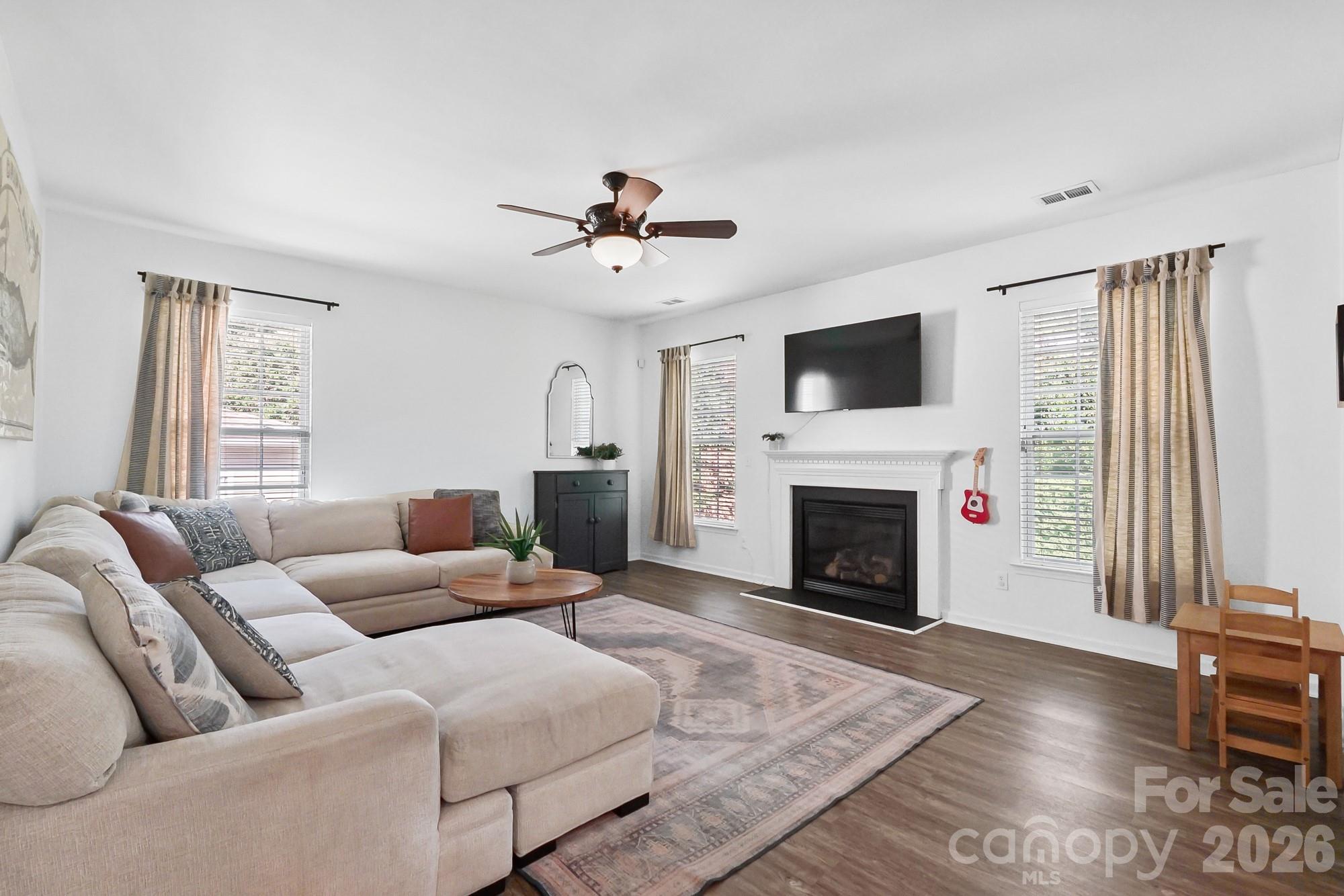 7213 Handon Lane — Huntersville