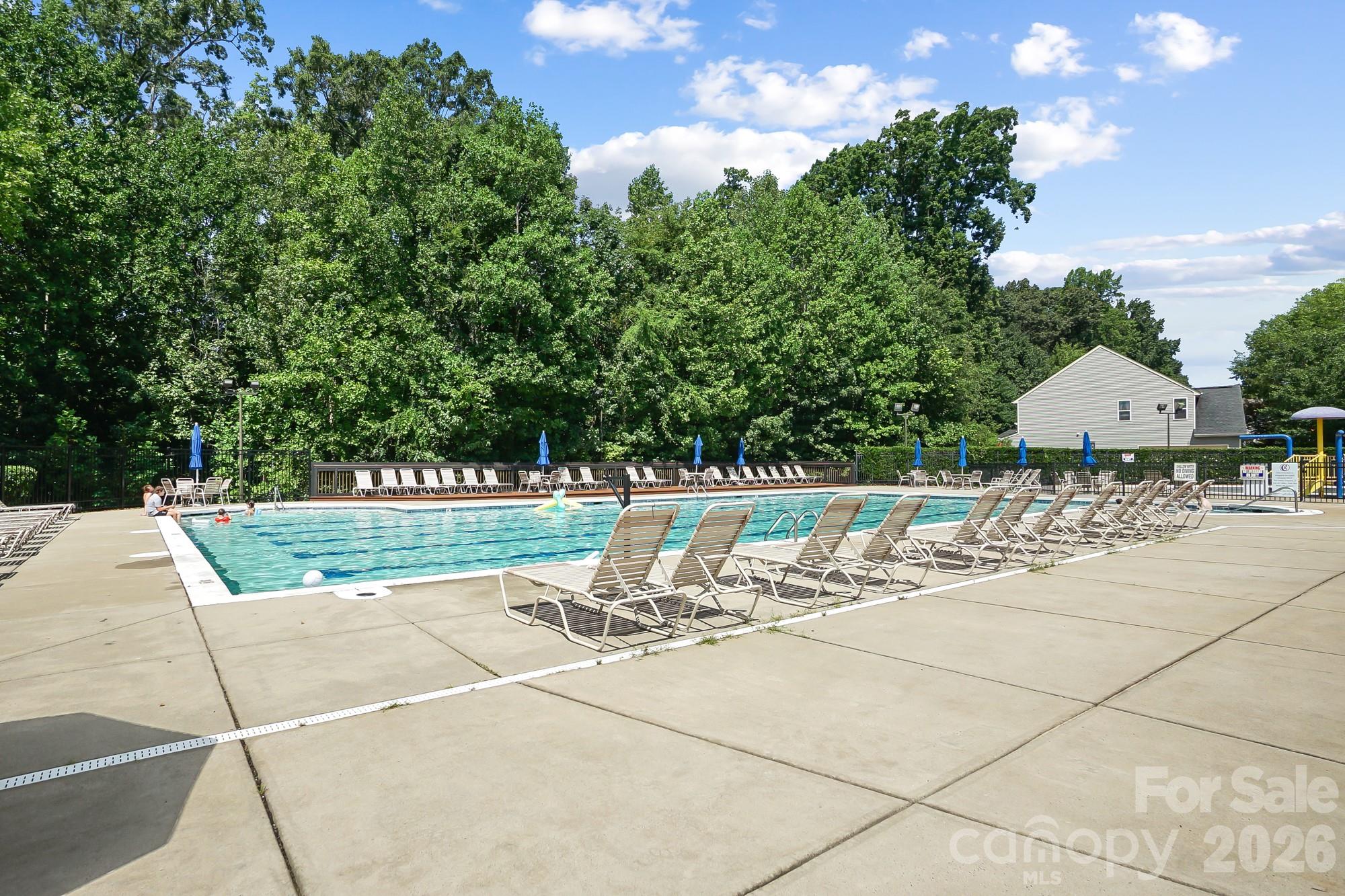 7213 Handon Lane — Huntersville