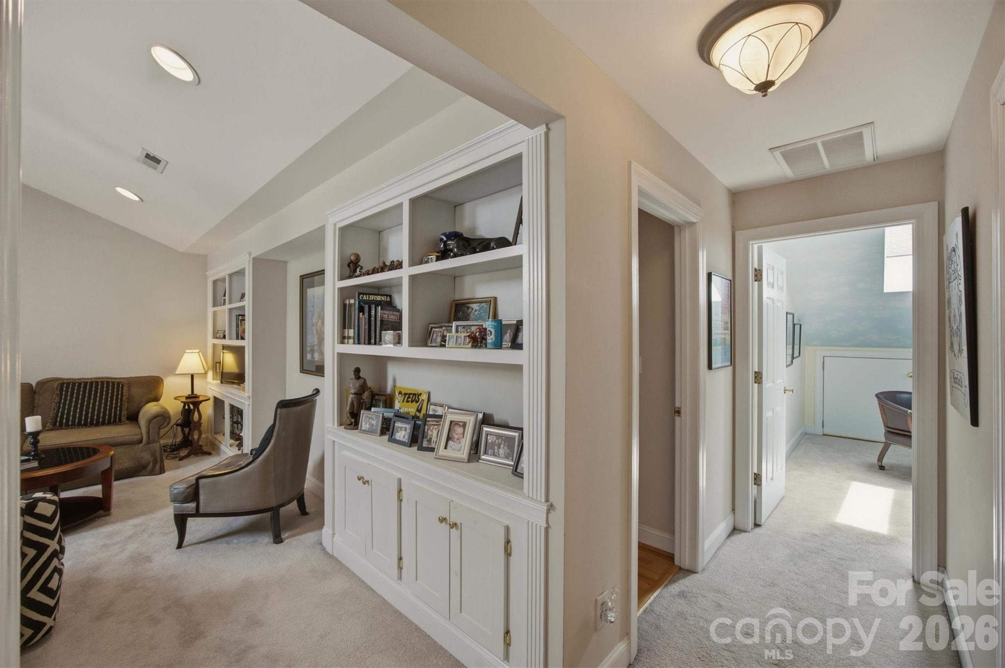 115 W Meeting Street — Morganton