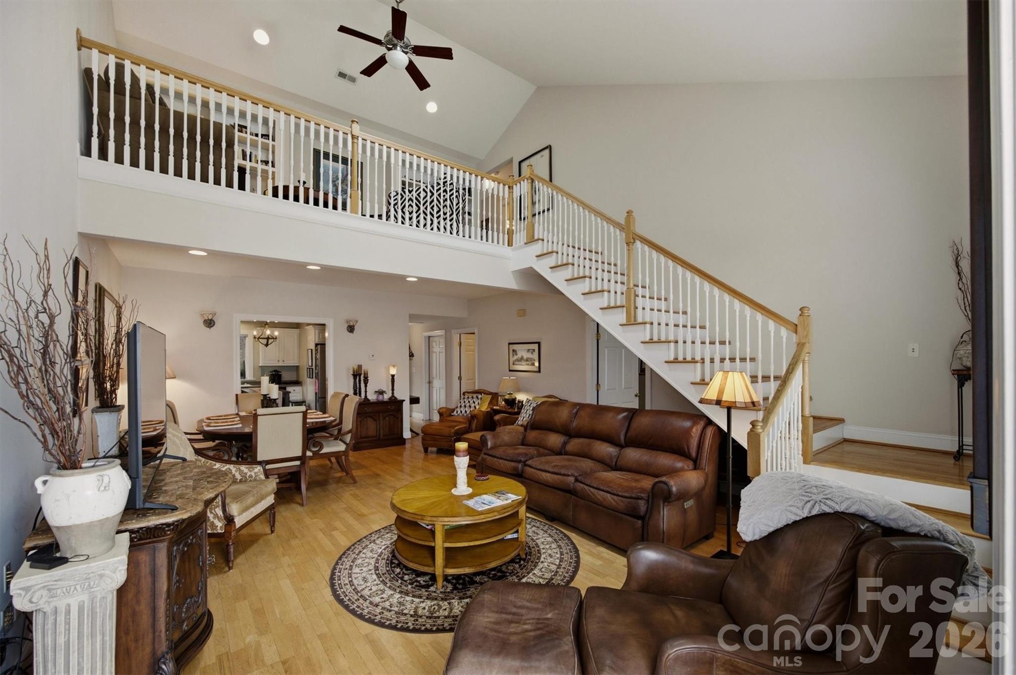 115 W Meeting Street — Morganton