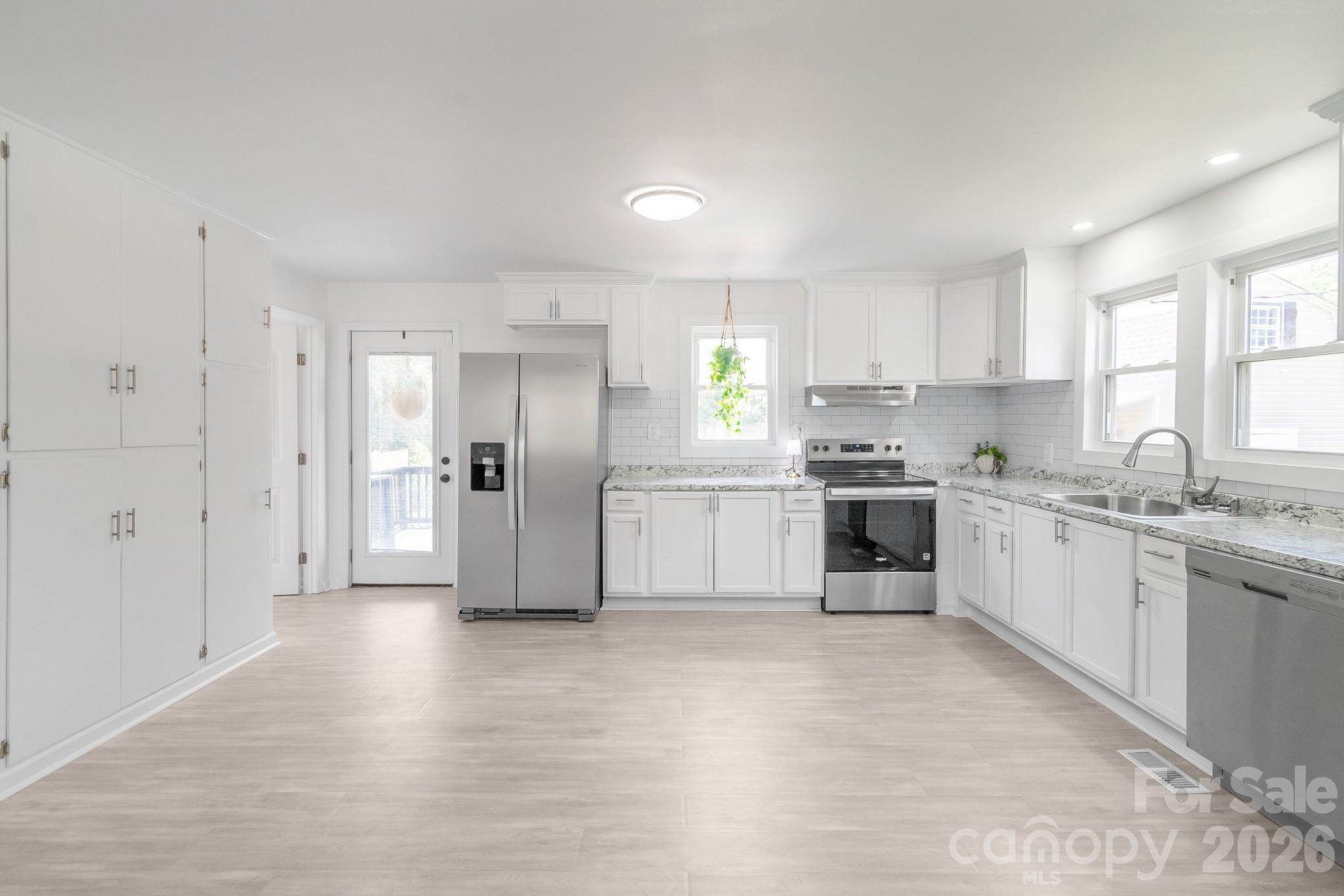 4228 Flat Creek Road — Heath Springs