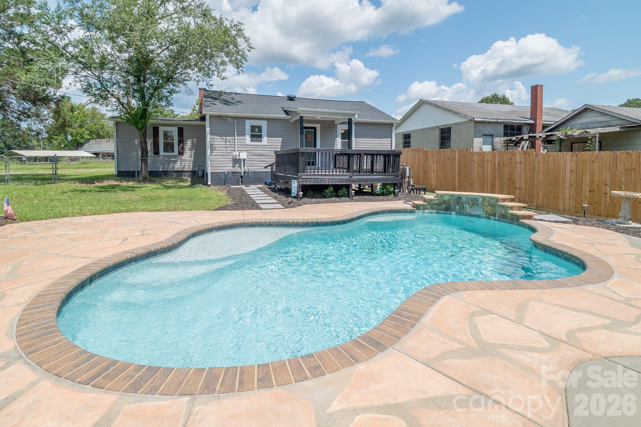 4228 Flat Creek Road — Heath Springs