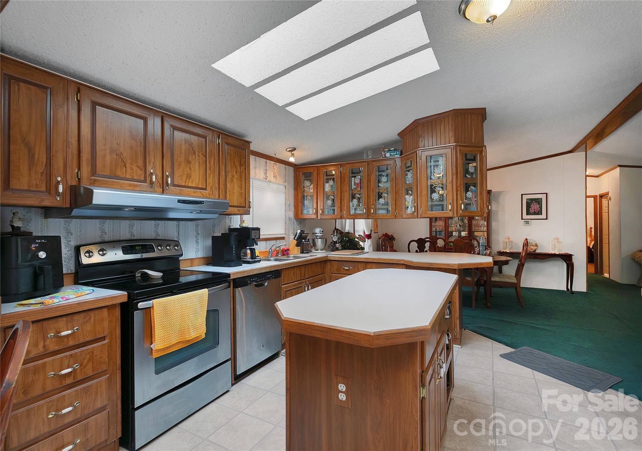 15 Windy Canyon Road — Candler