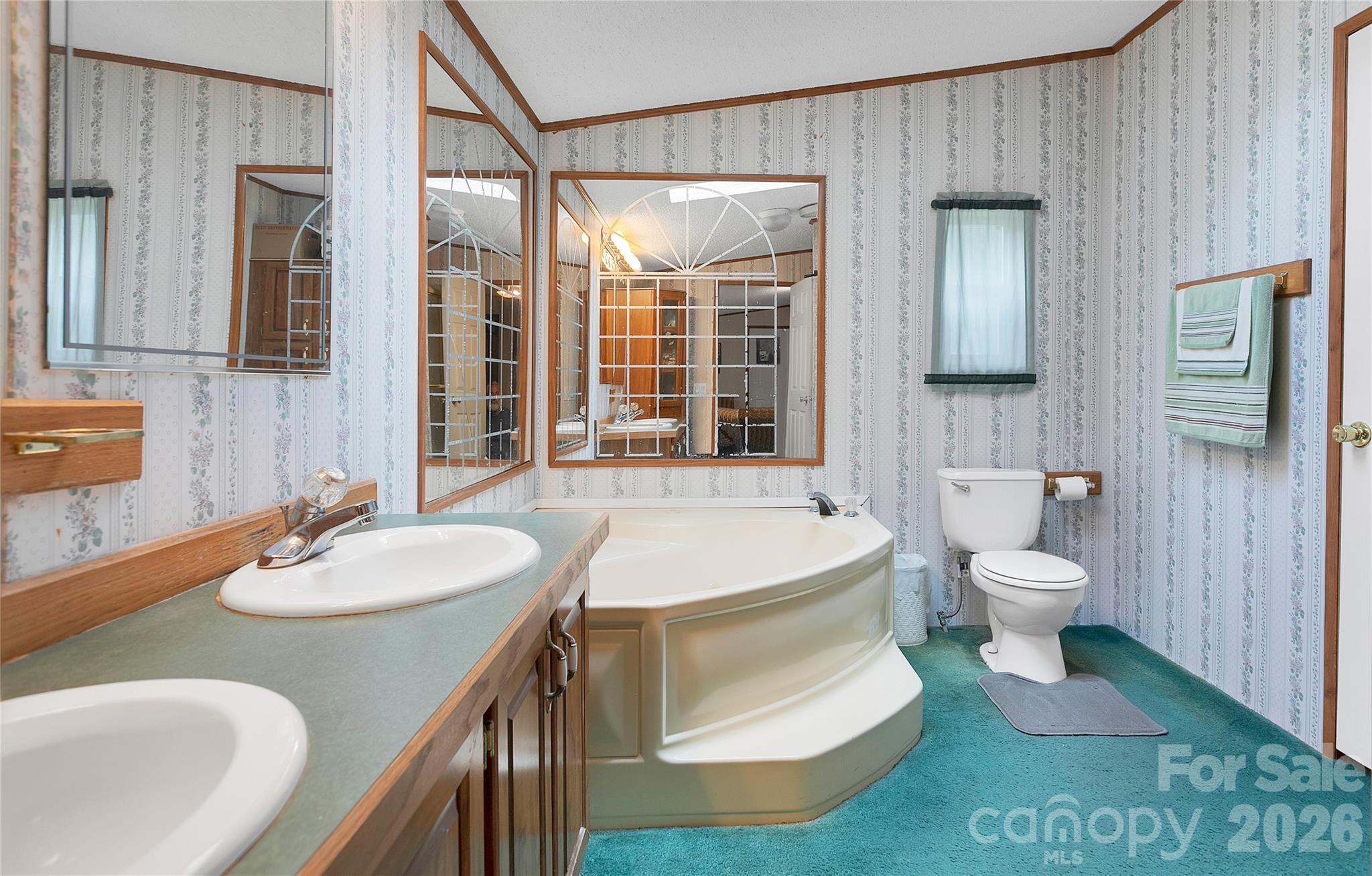 15 Windy Canyon Road — Candler