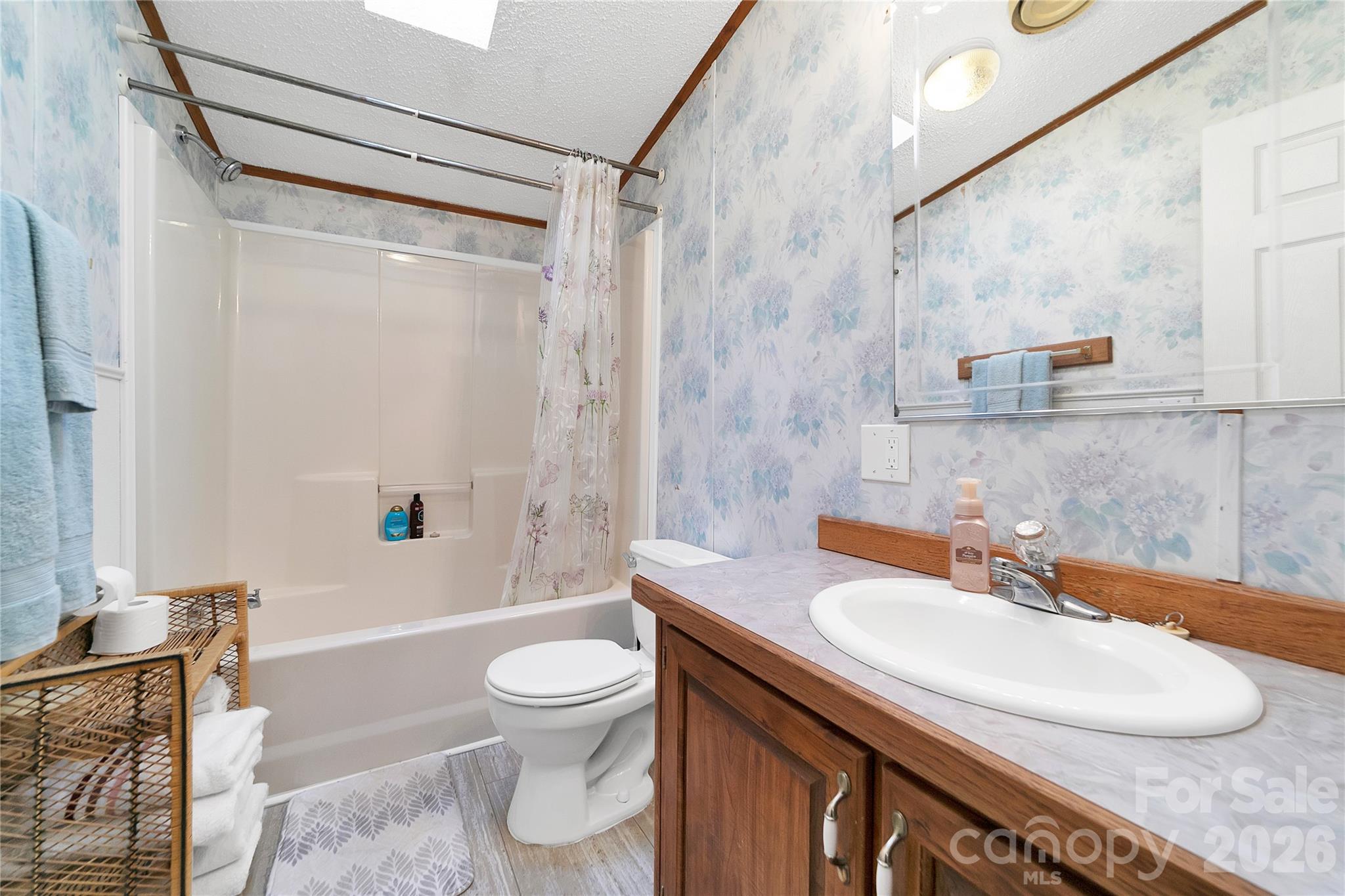 15 Windy Canyon Road — Candler