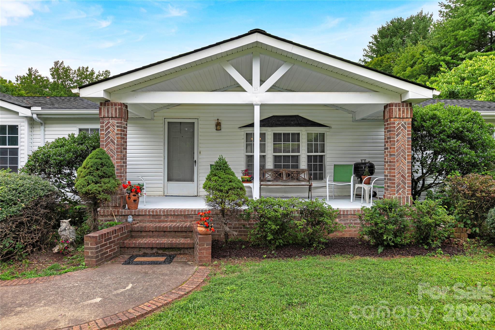 15 Windy Canyon Road — Candler