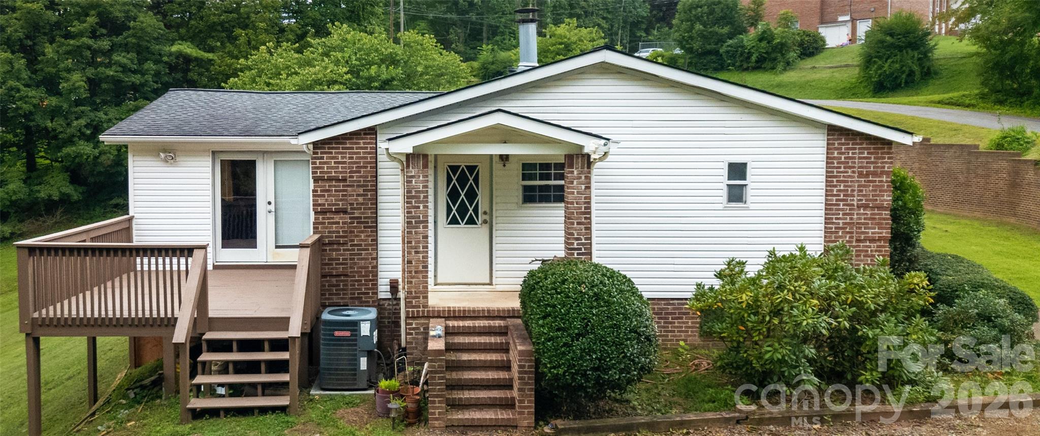 15 Windy Canyon Road — Candler