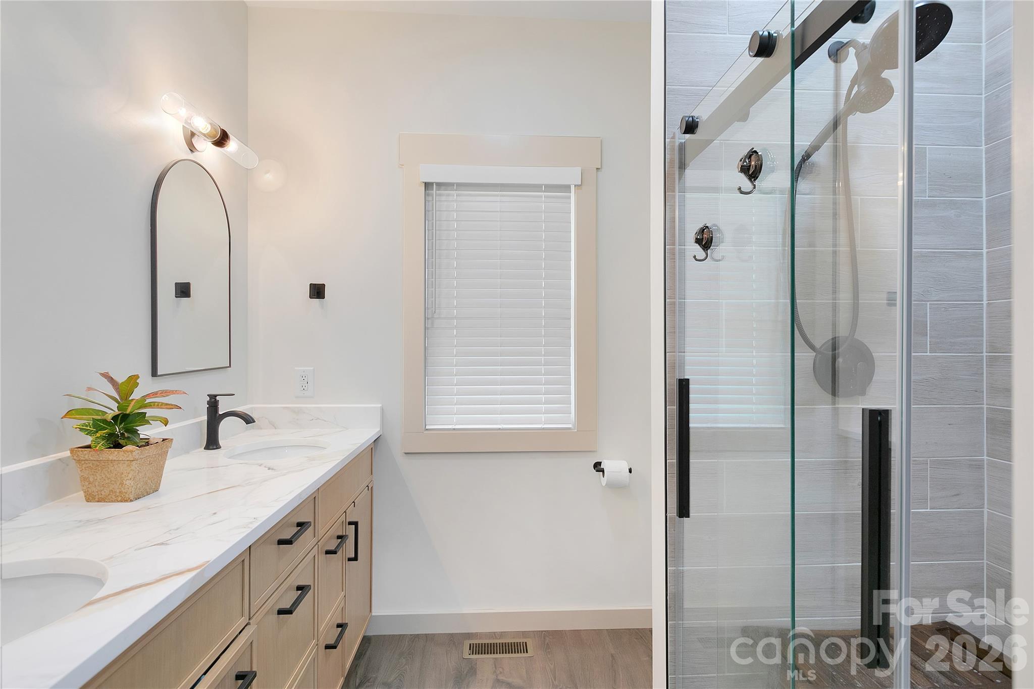 98 Lexxi Lane — Tryon