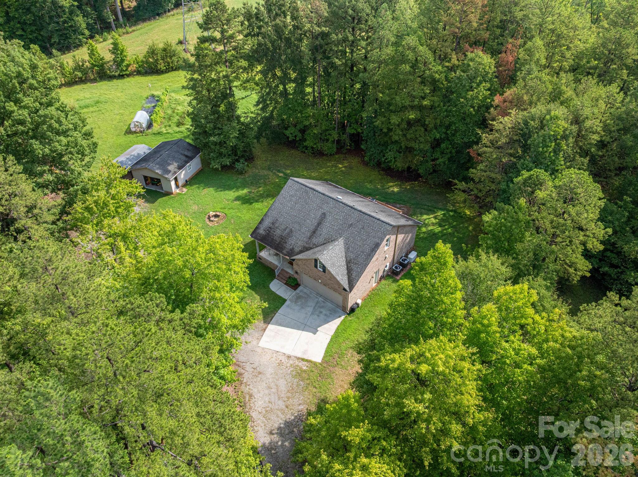 344 John Logan Lane — Gastonia