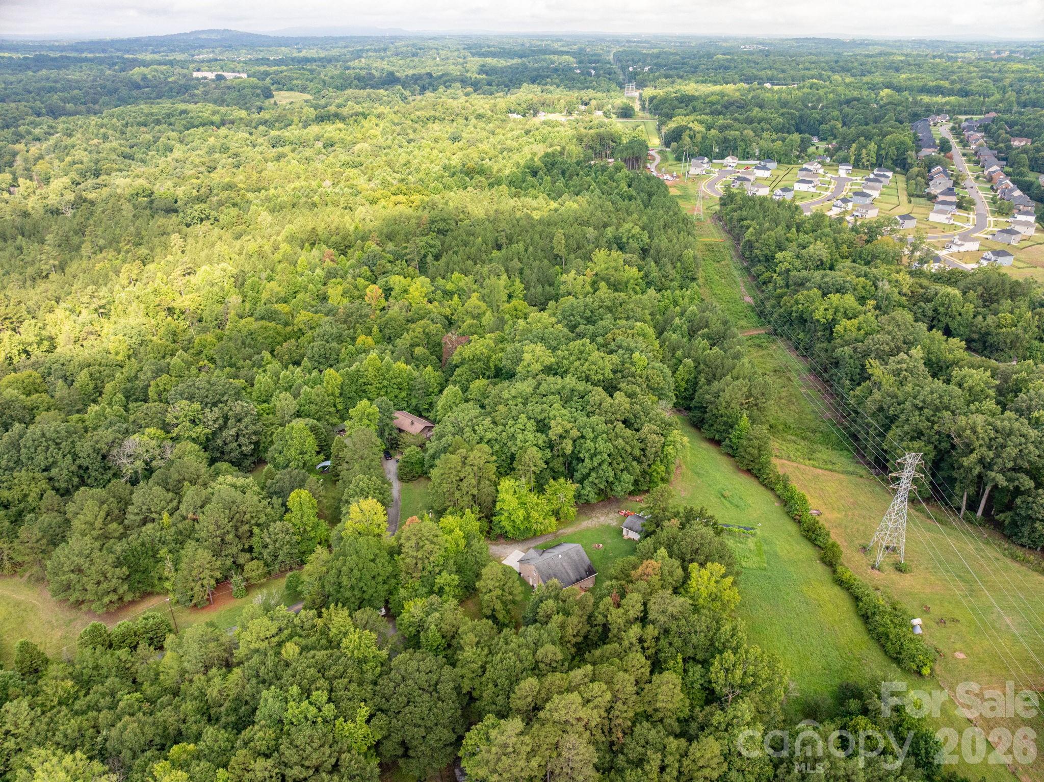 344 John Logan Lane — Gastonia