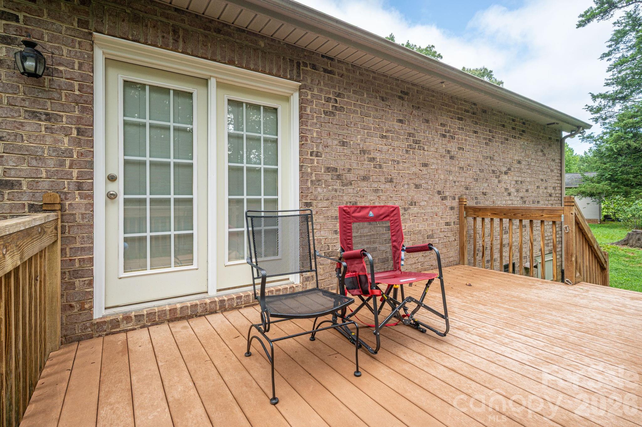 344 John Logan Lane — Gastonia