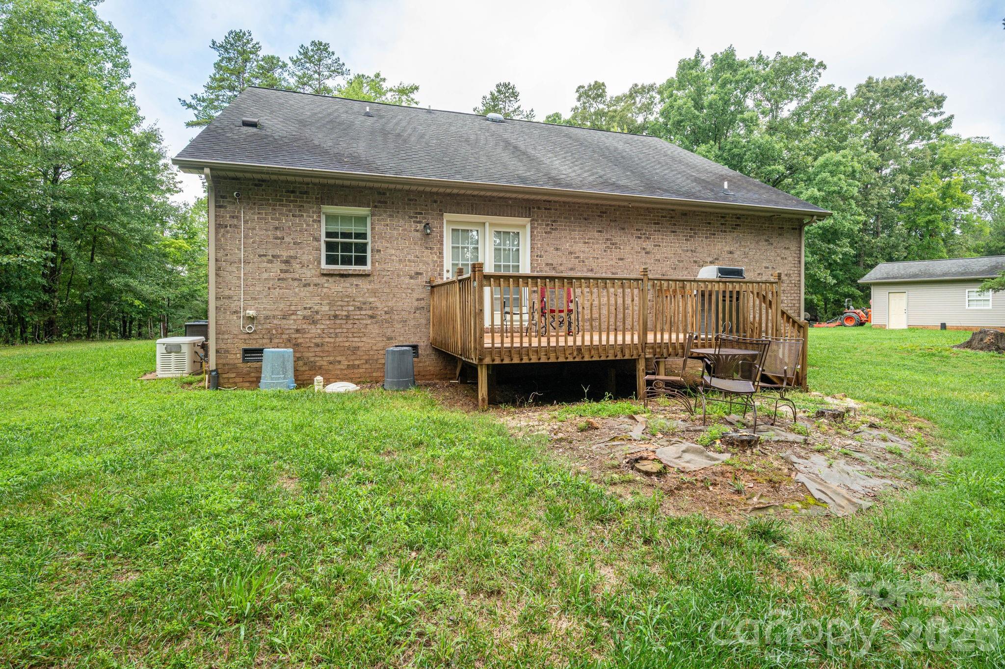 344 John Logan Lane — Gastonia