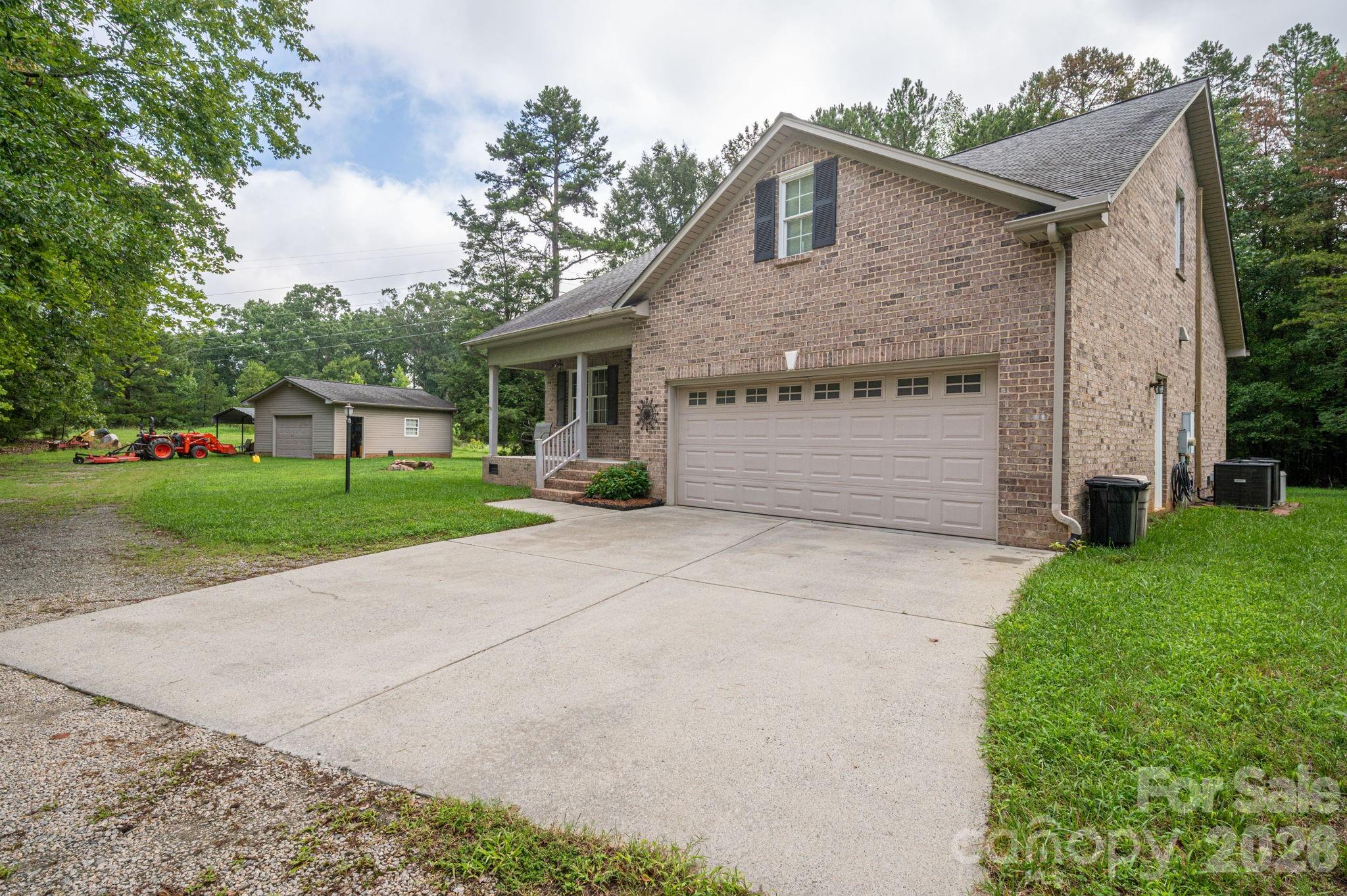 344 John Logan Lane — Gastonia