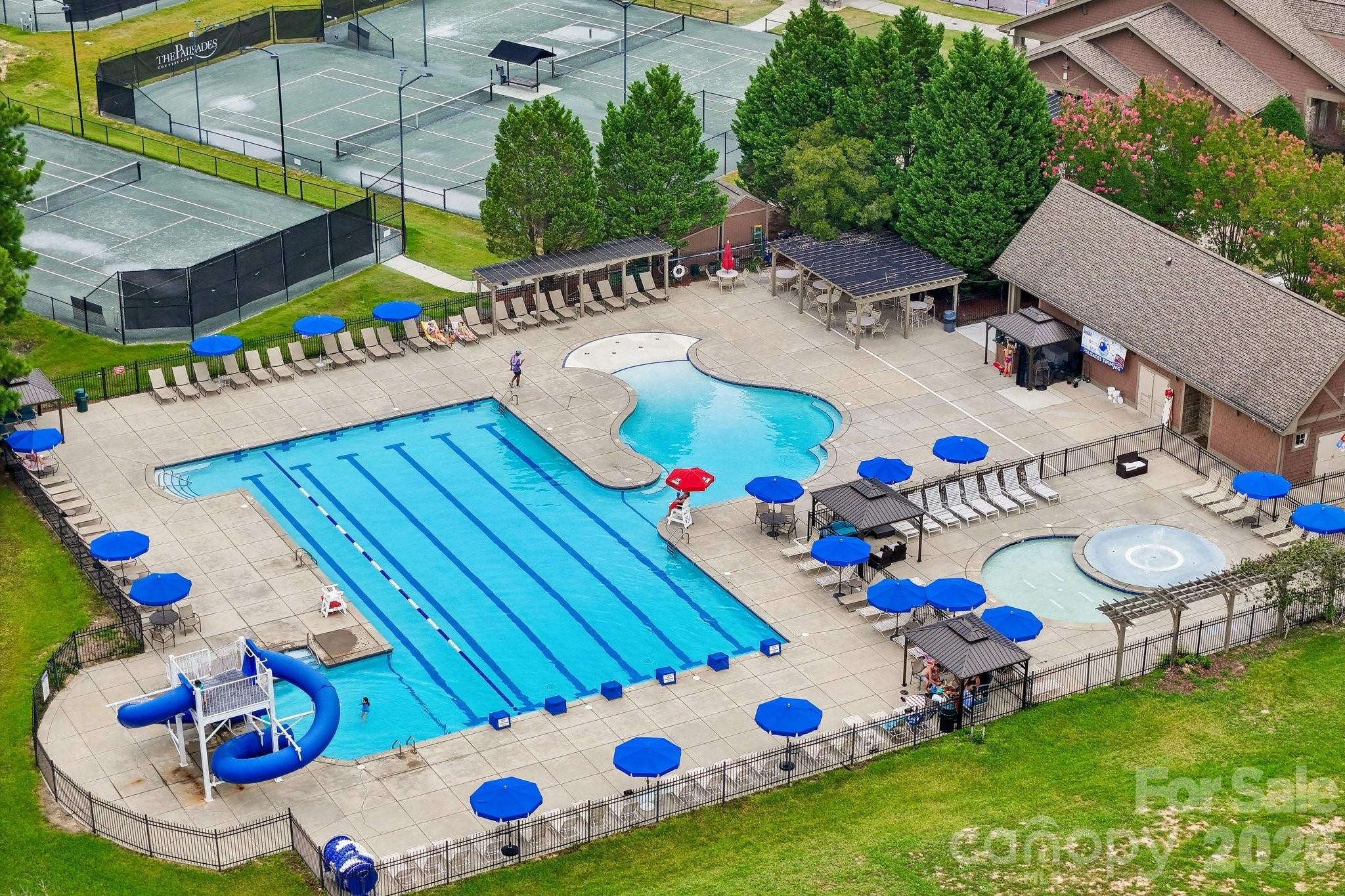 16521 Governors Club Court — Charlotte