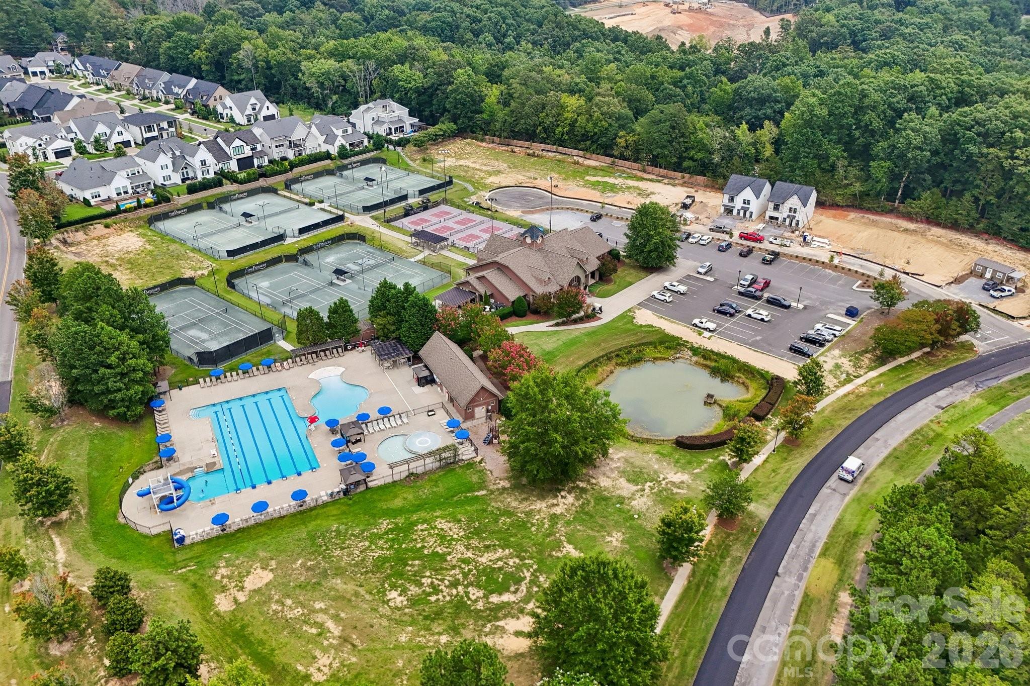 16521 Governors Club Court — Charlotte