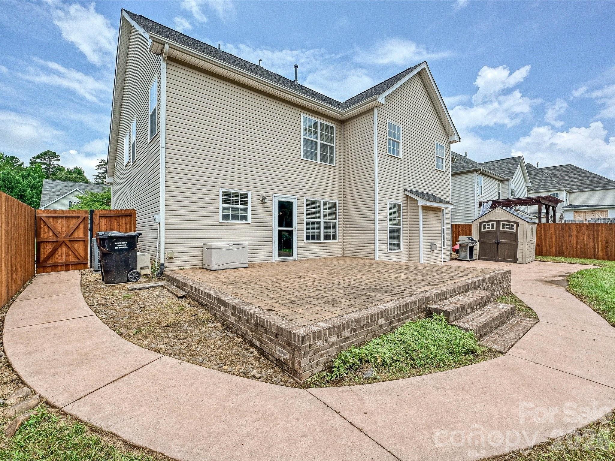 7648 Natalie Commons Drive — Denver