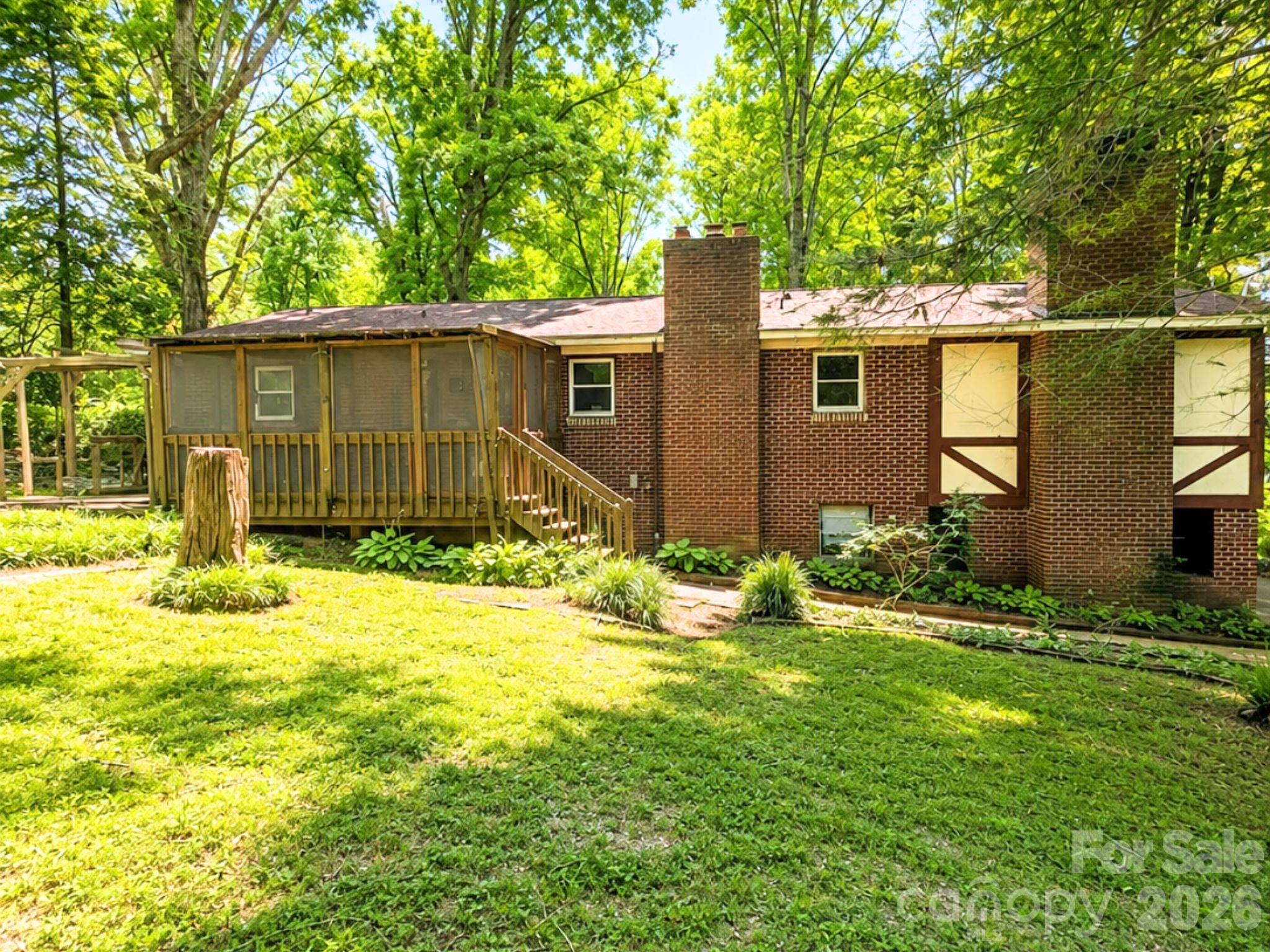 101 Sherry Drive — Stanley