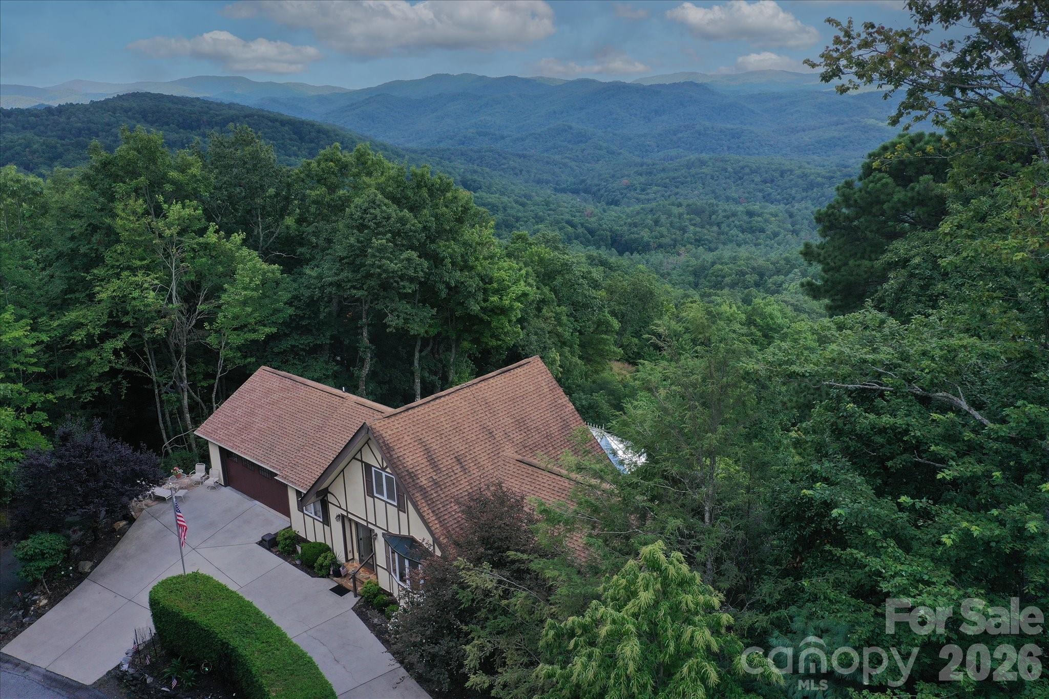 2484 Connestee Trail — Brevard