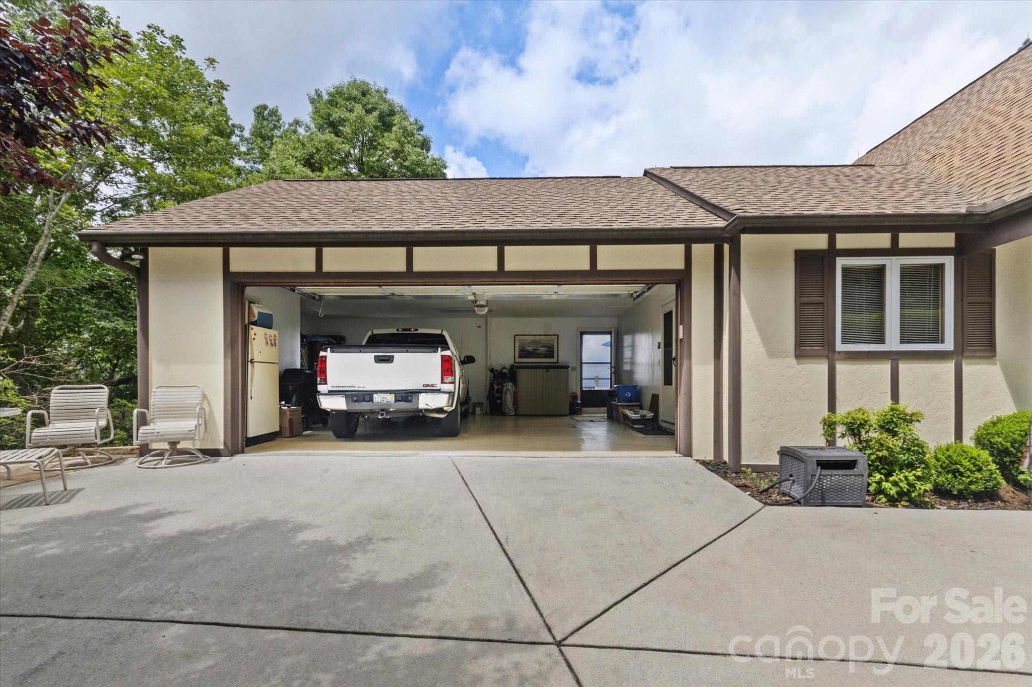 2484 Connestee Trail — Brevard