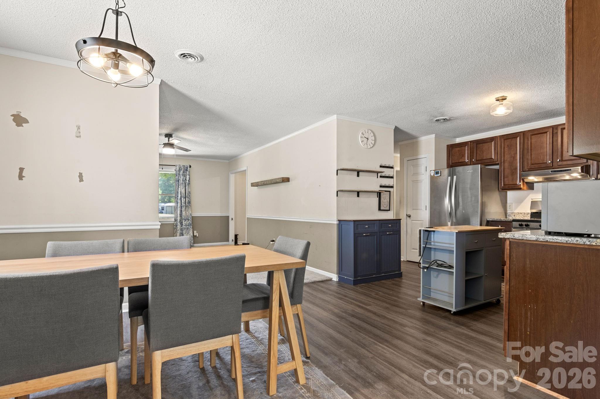 1820 Bridgewood Drive — Lancaster