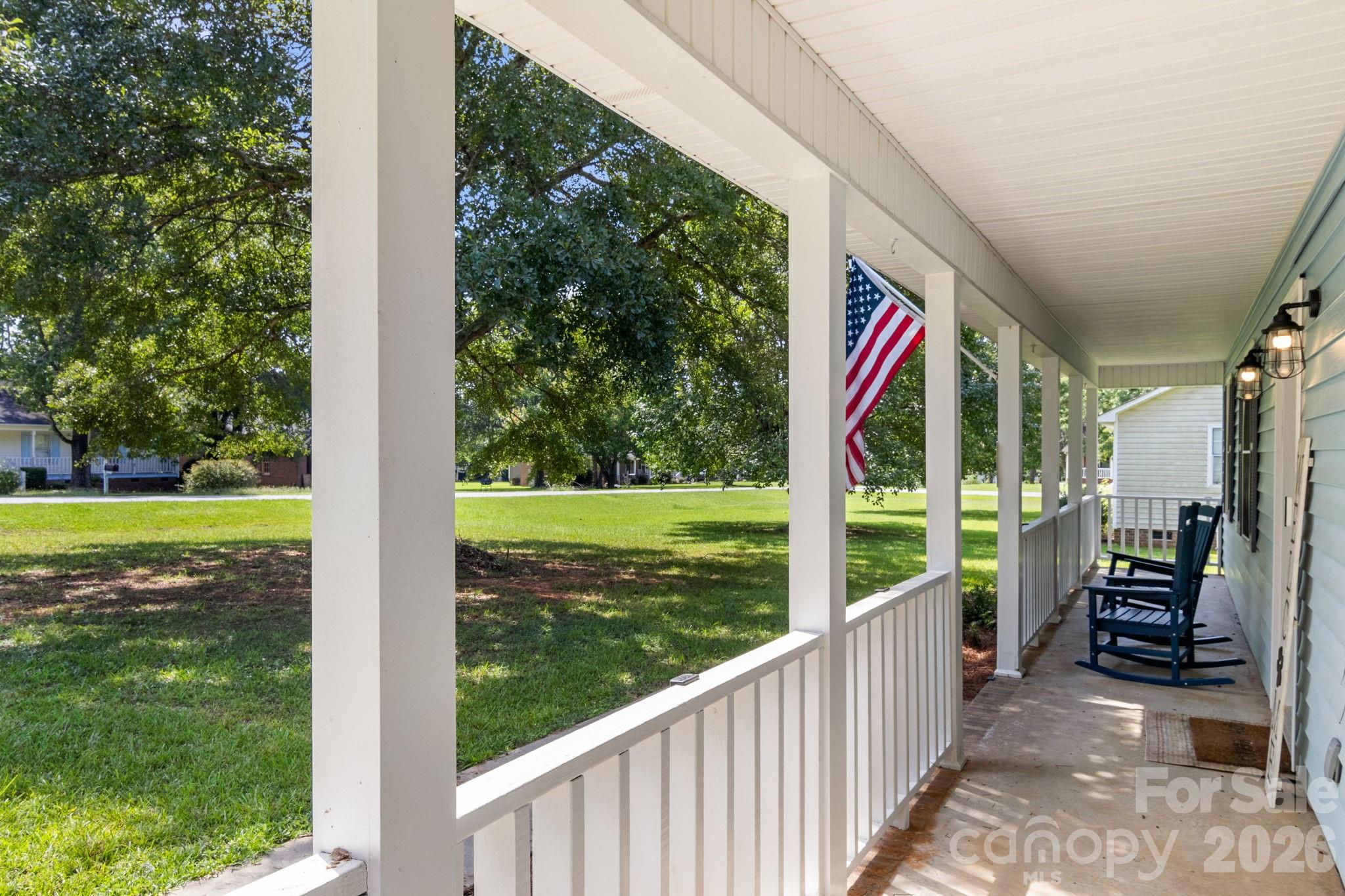 1820 Bridgewood Drive — Lancaster