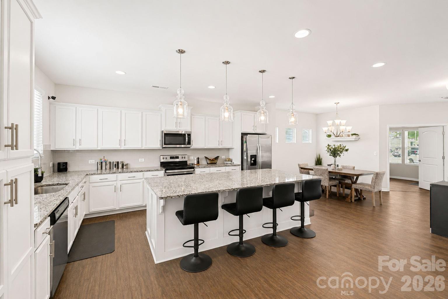 2834 Kinloch Court — Clover