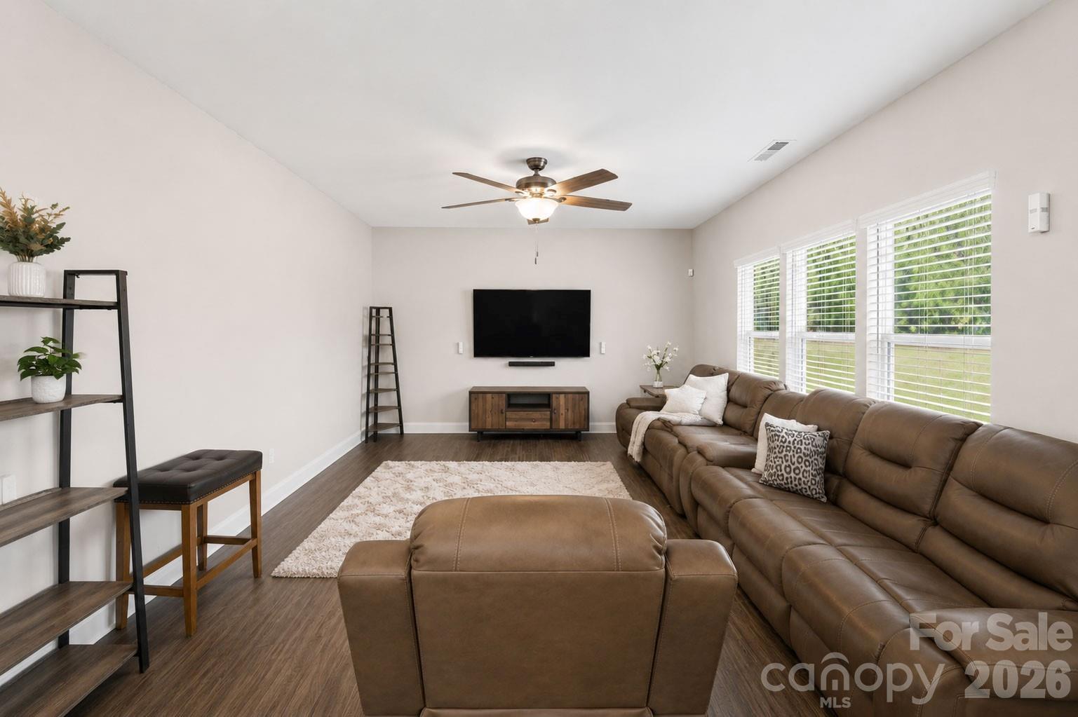 2834 Kinloch Court — Clover