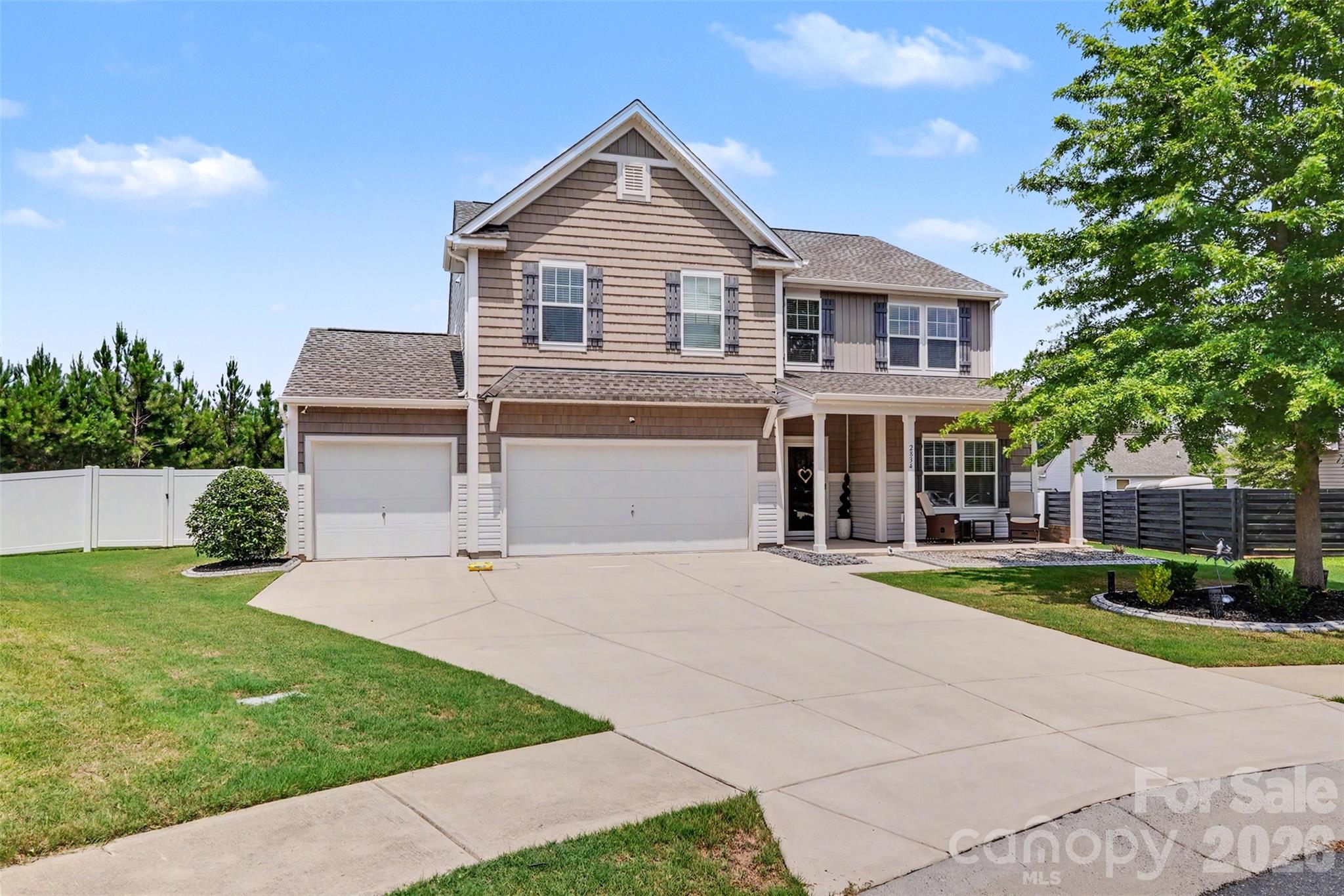 2834 Kinloch Court — Clover