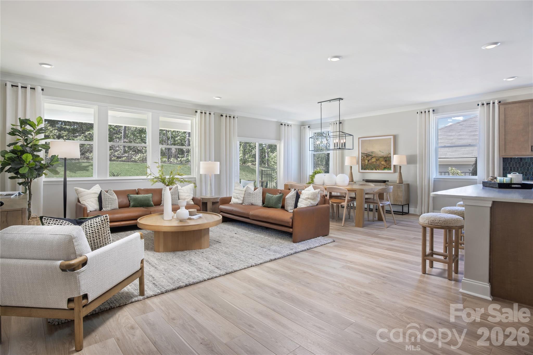6042 Bella Vista Drive — Denver