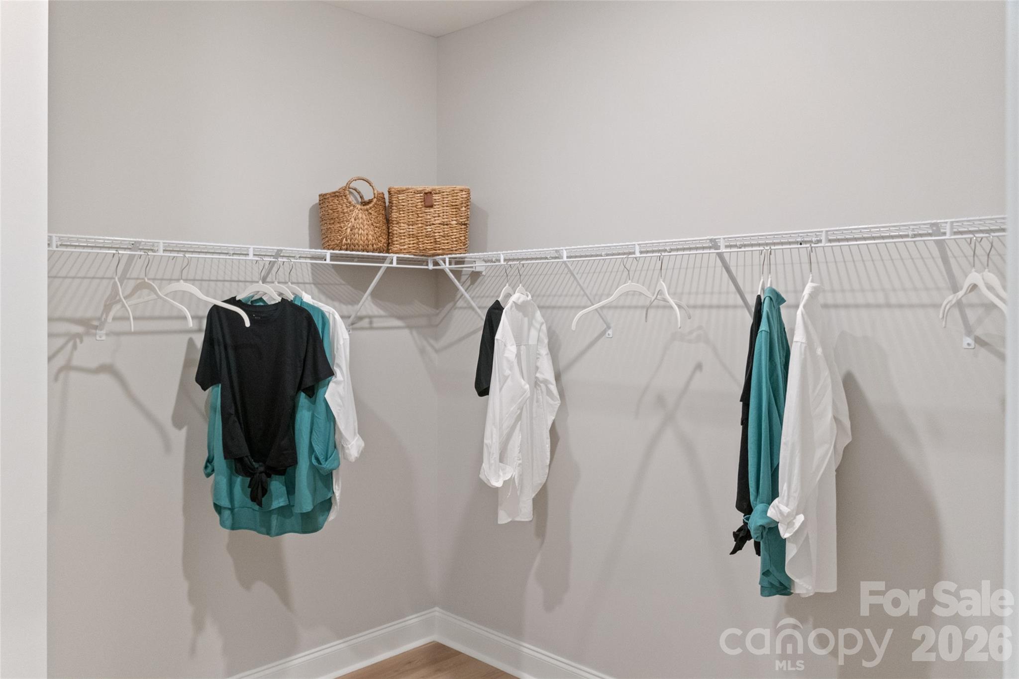 6042 Bella Vista Drive — Denver