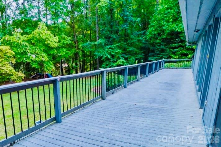 16231 Weatherly Way — Huntersville