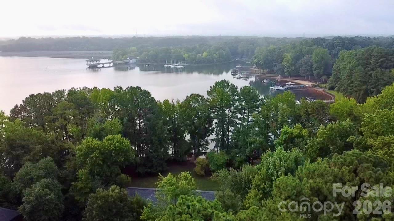 16231 Weatherly Way — Huntersville
