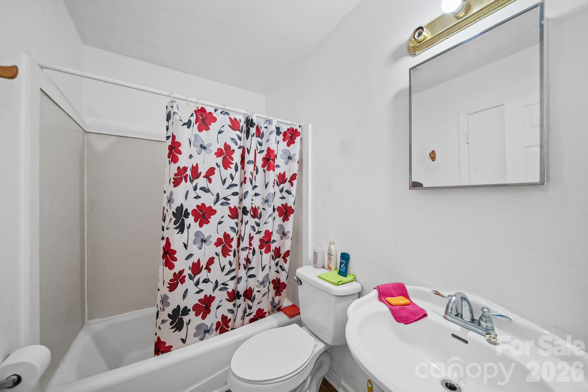 906 E 10th Avenue #5 — Gastonia
