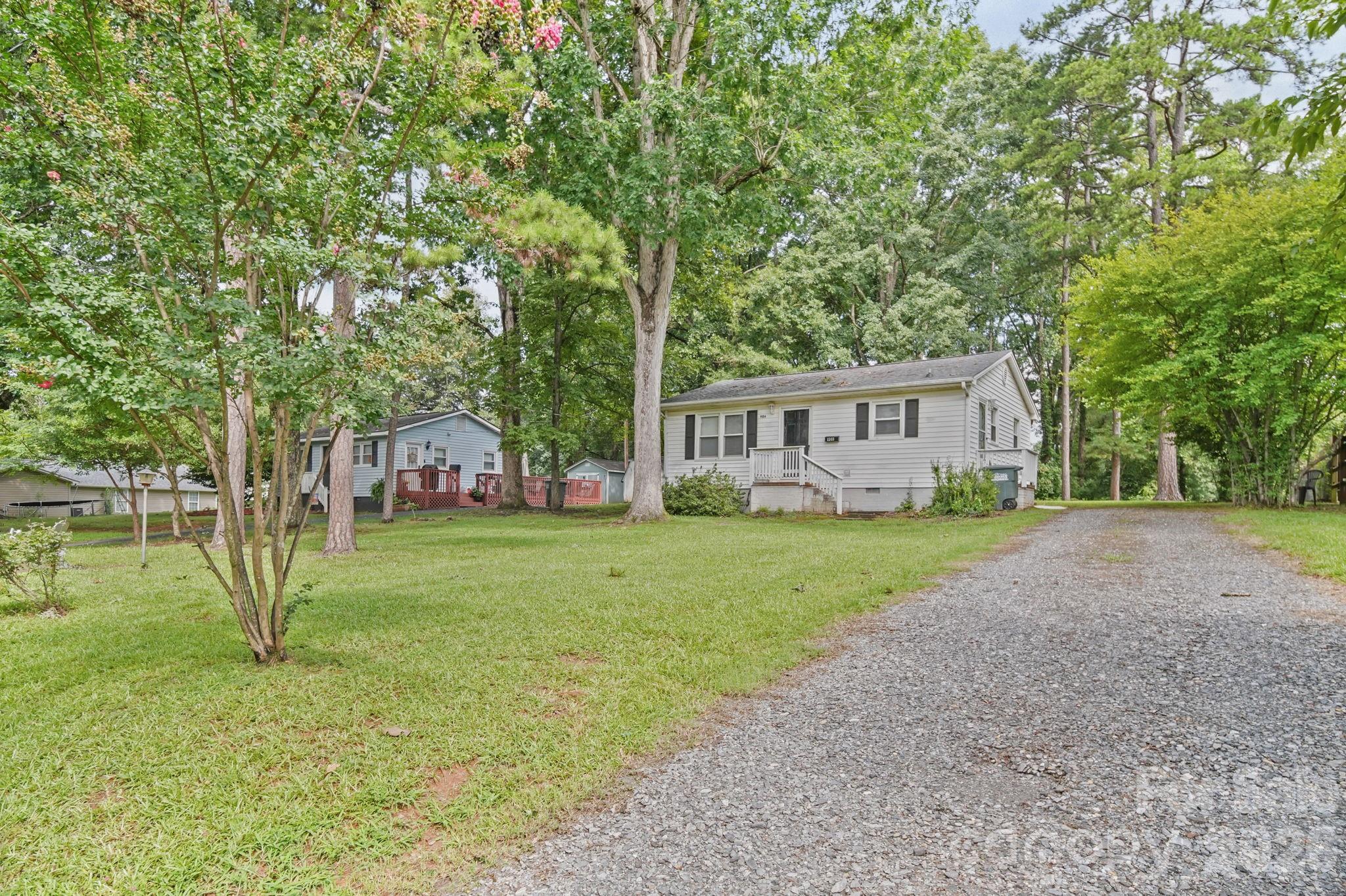 906 E 10th Avenue #5 — Gastonia