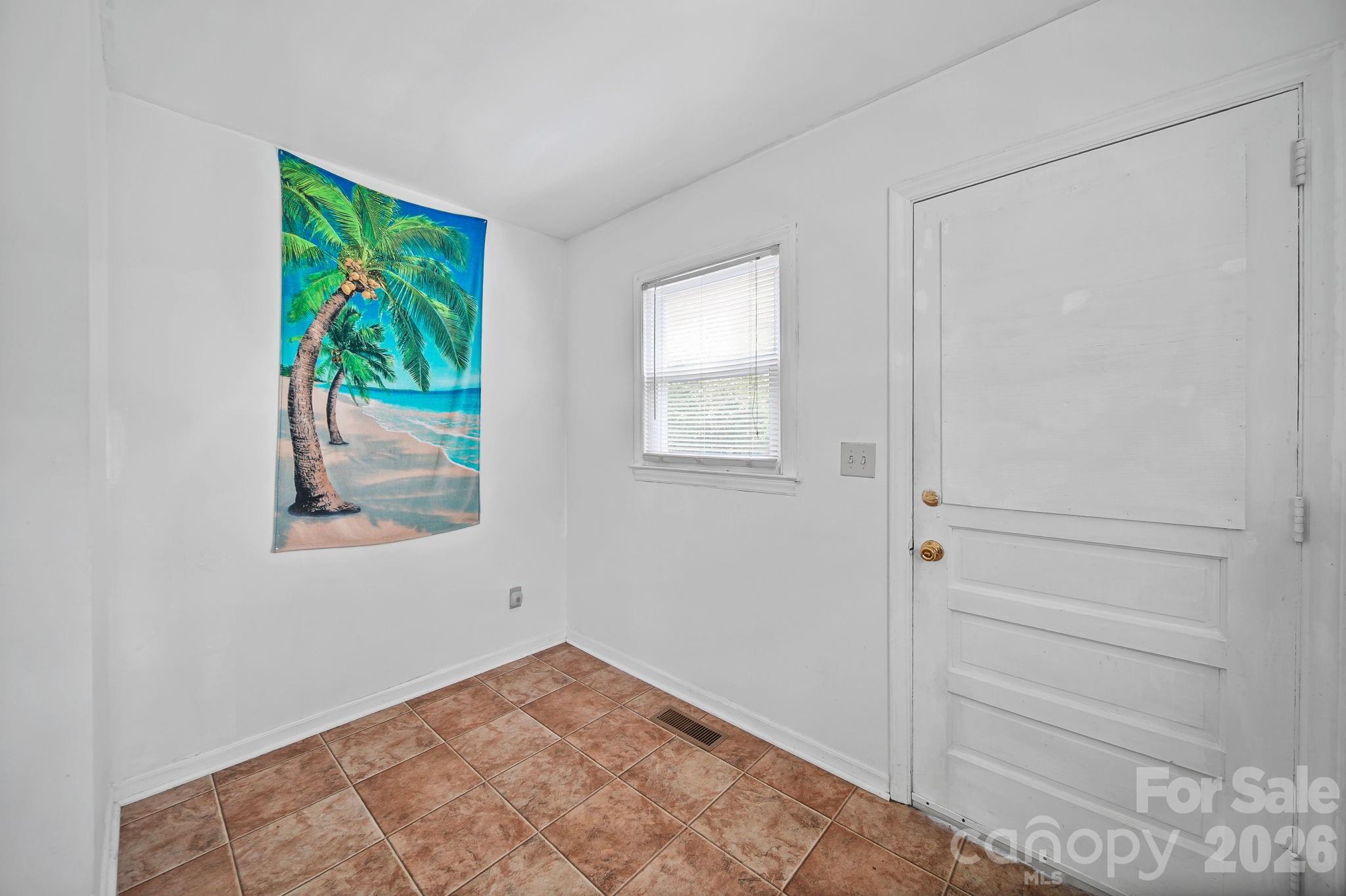 906 E 10th Avenue #5 — Gastonia