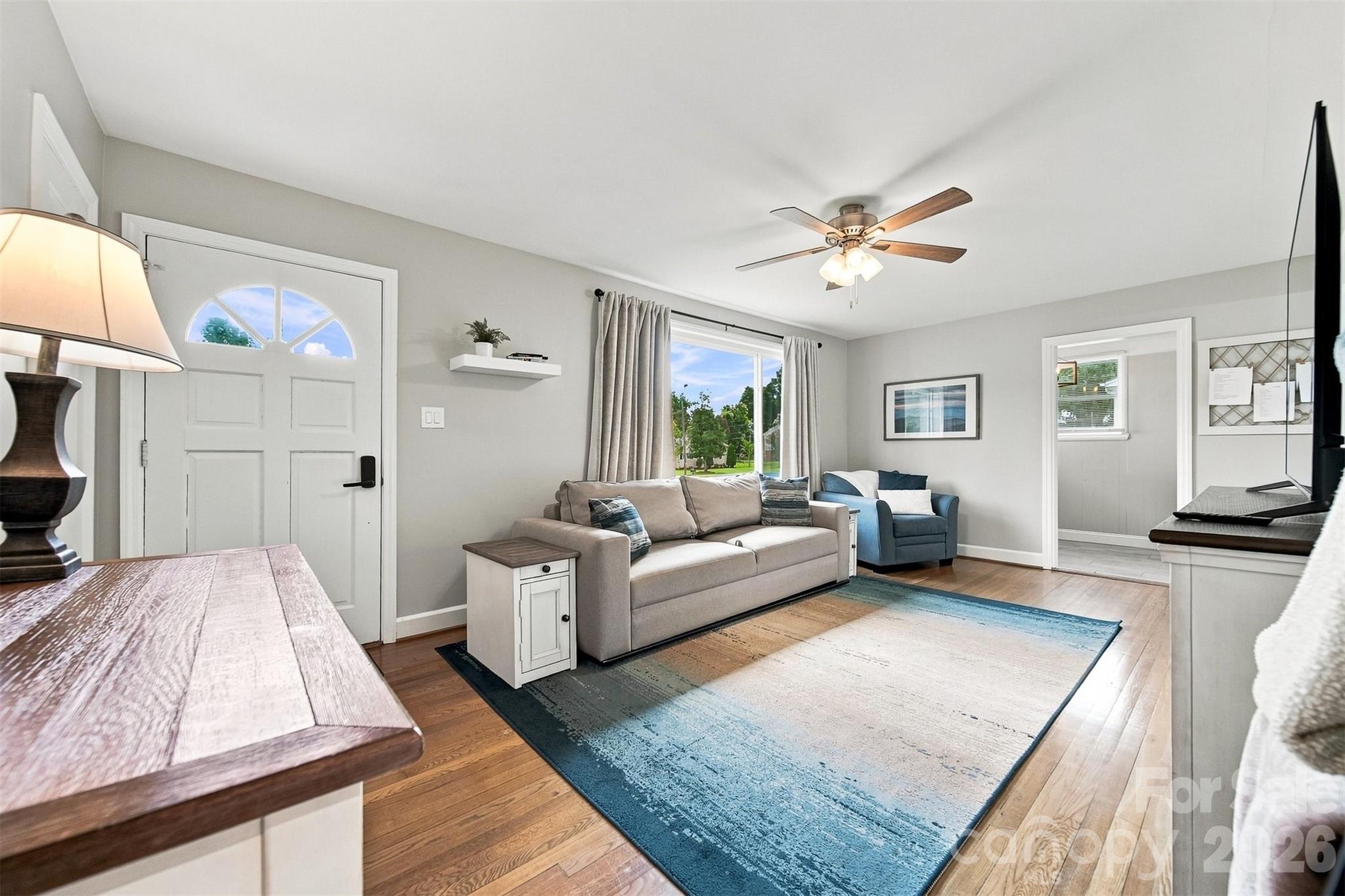 129 33rd Street NW — Hickory