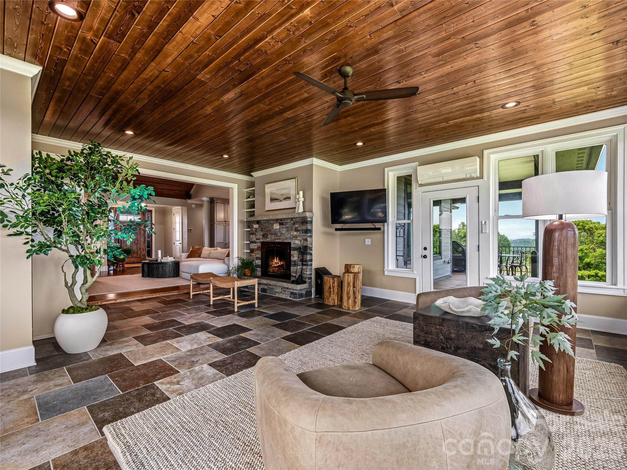 360 Turkey Branch Road — Mars Hill