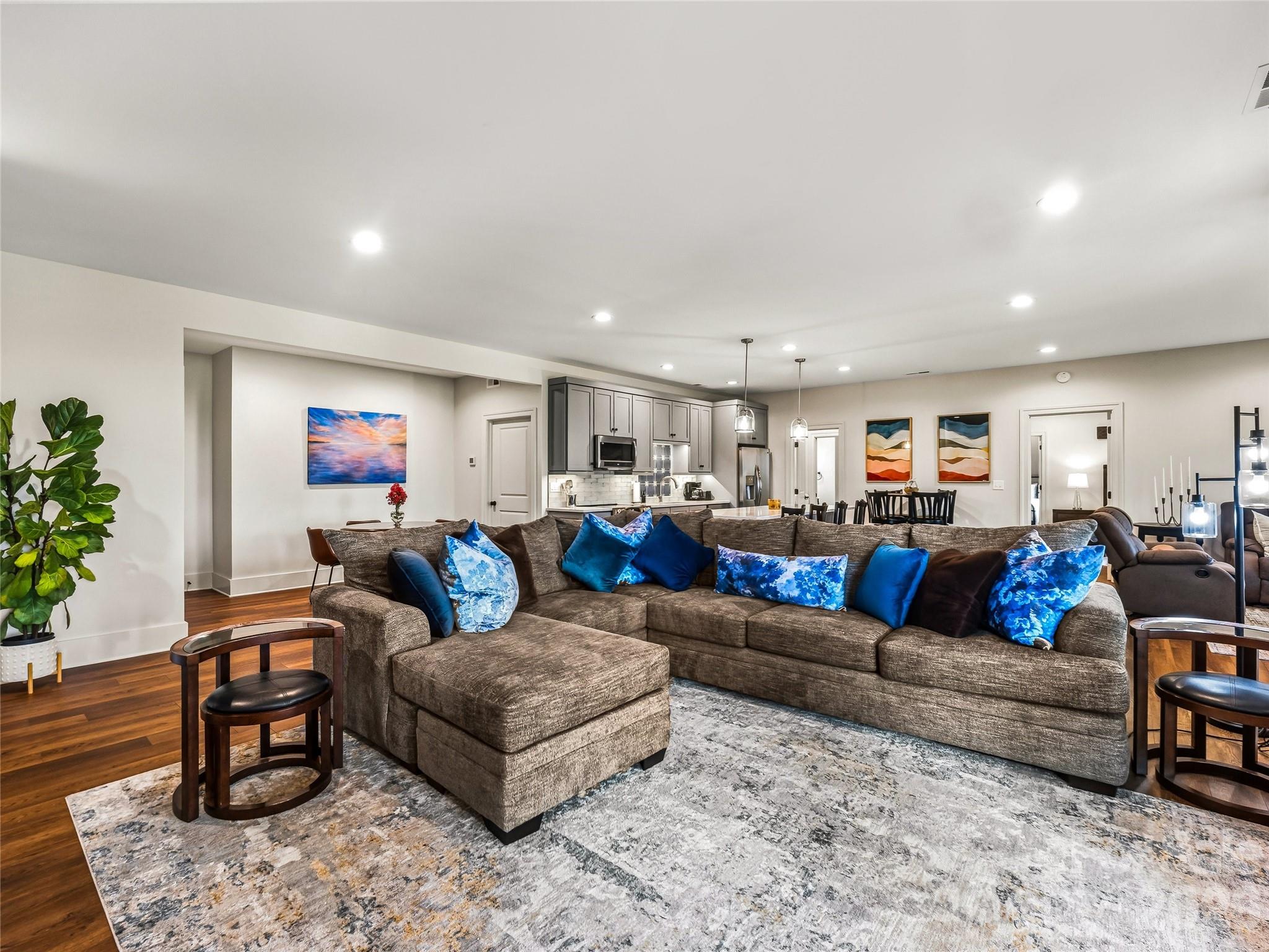 360 Turkey Branch Road — Mars Hill