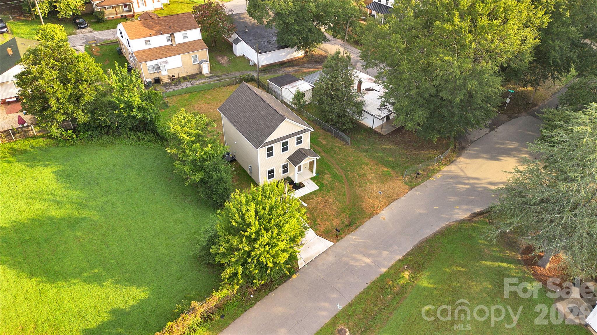 1510 Beechwood Drive — Gastonia