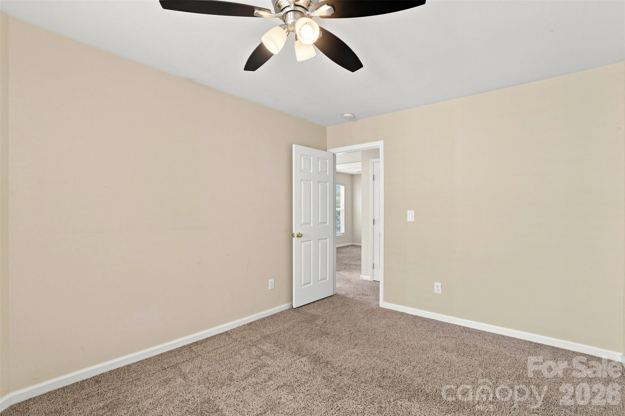 11841 Royal Castle Court — Charlotte