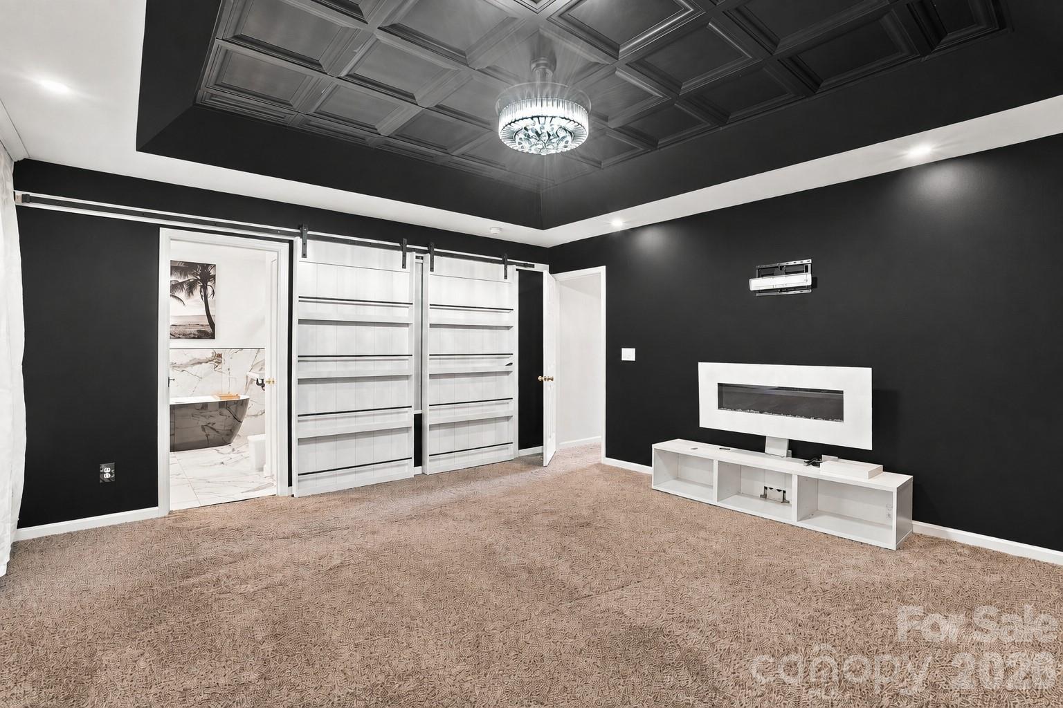 11841 Royal Castle Court — Charlotte