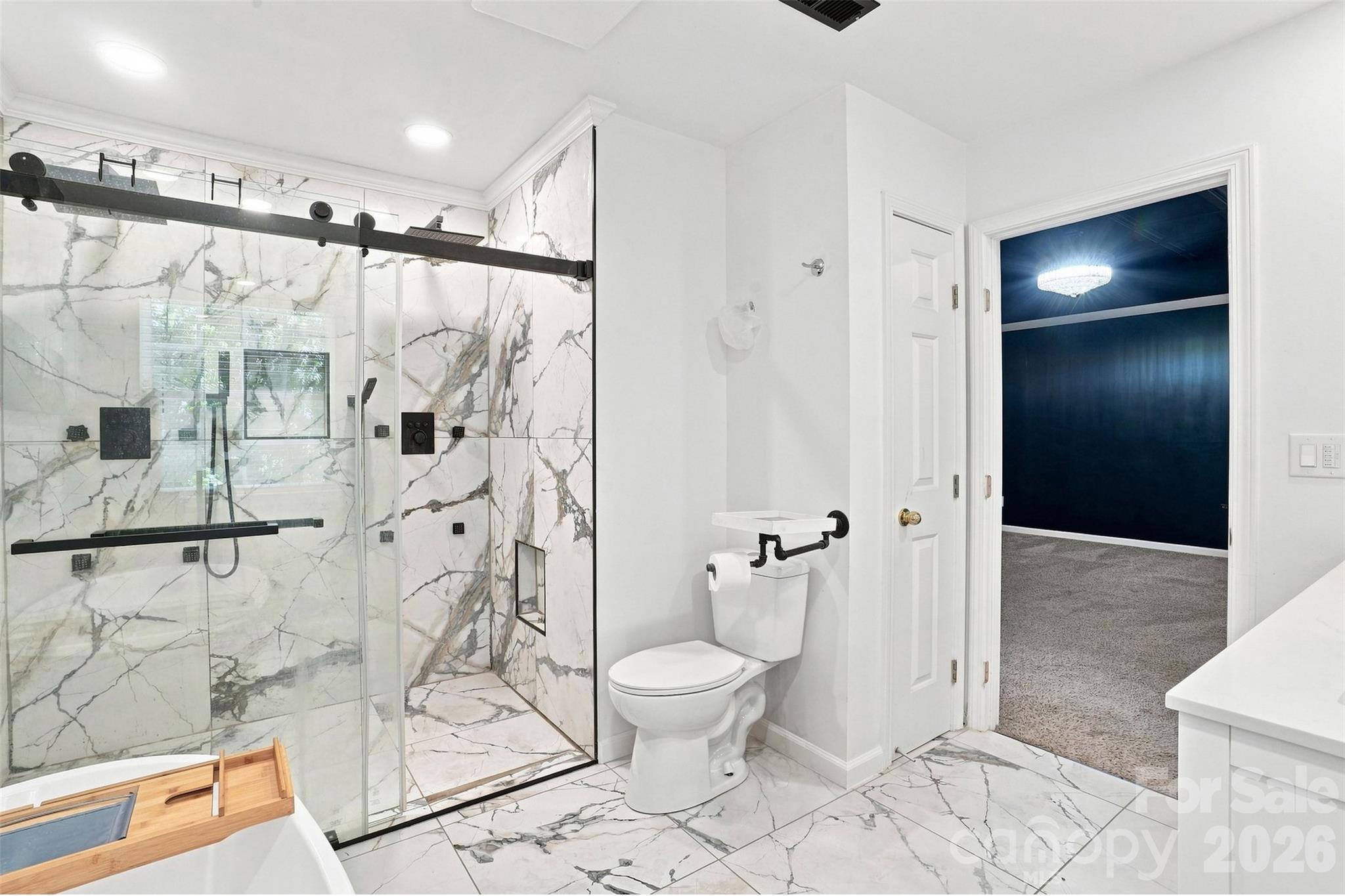 11841 Royal Castle Court — Charlotte