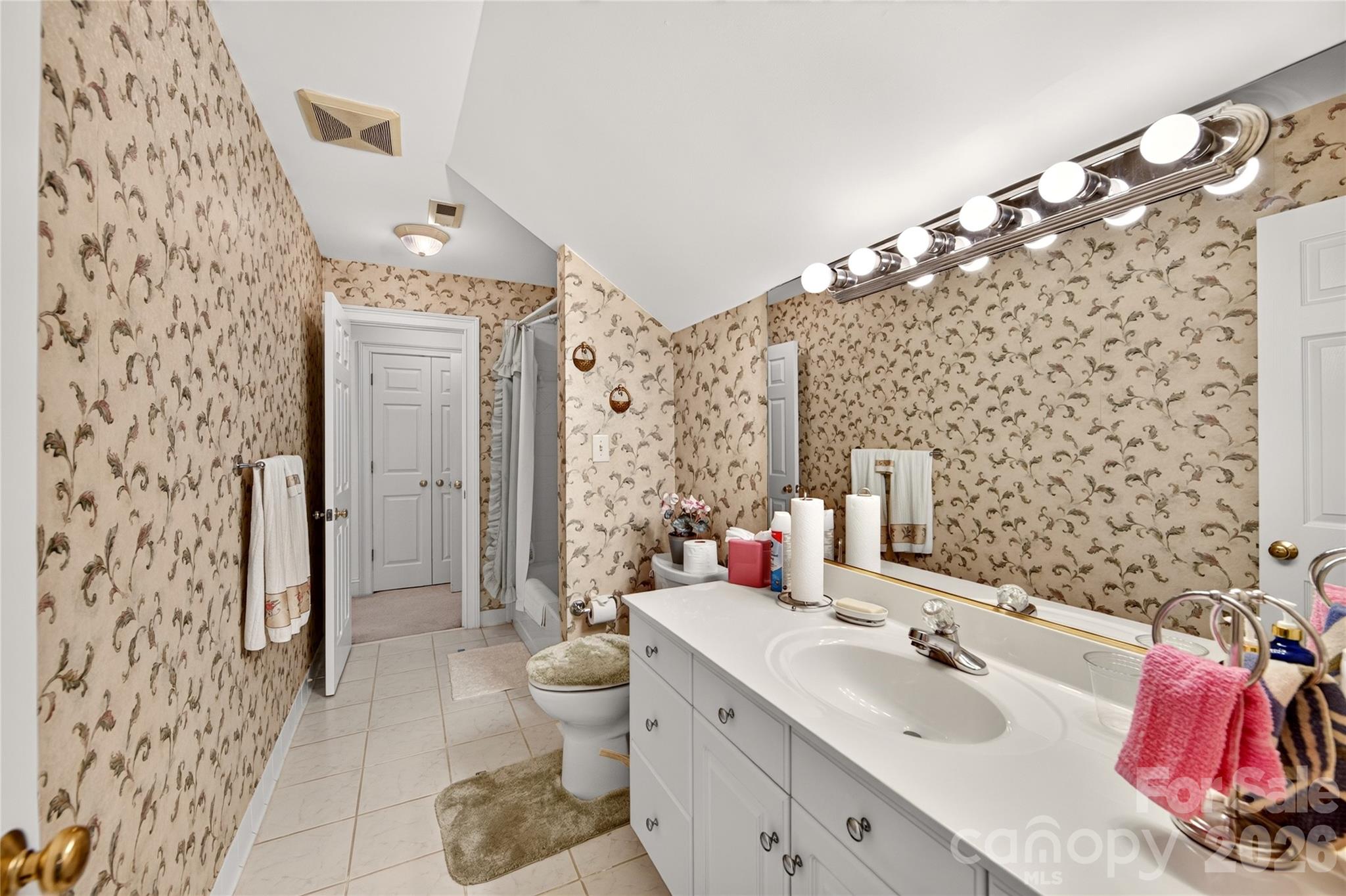 3517 Wylie Meadow Lane — Charlotte