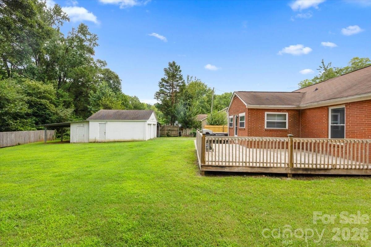 409 Toddville Road — Charlotte