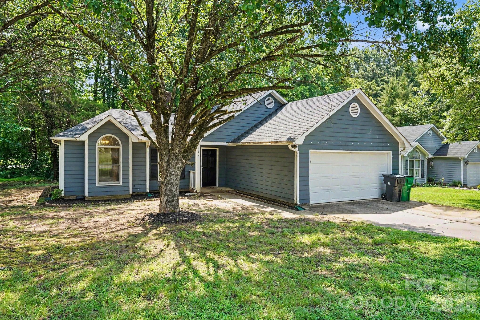 11616 Bowsby Court — Charlotte