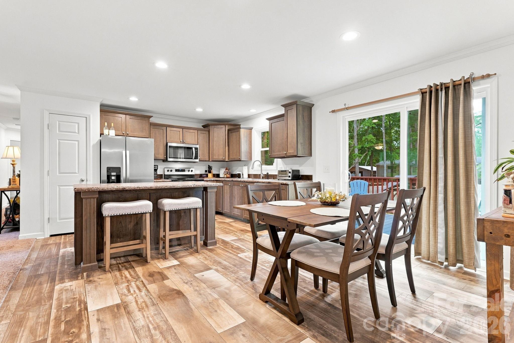 312 Sailwinds Road — Mooresville