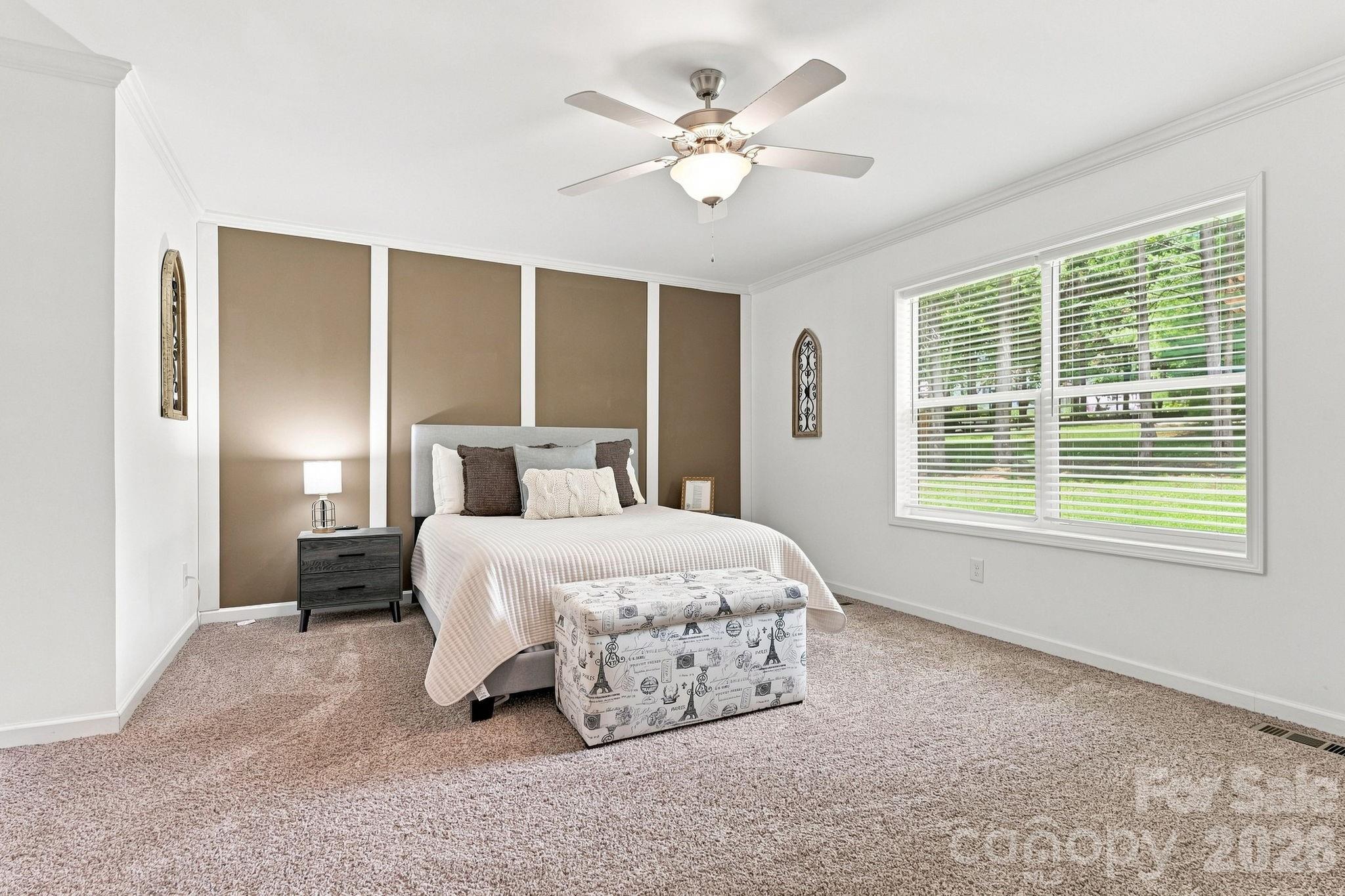 312 Sailwinds Road — Mooresville