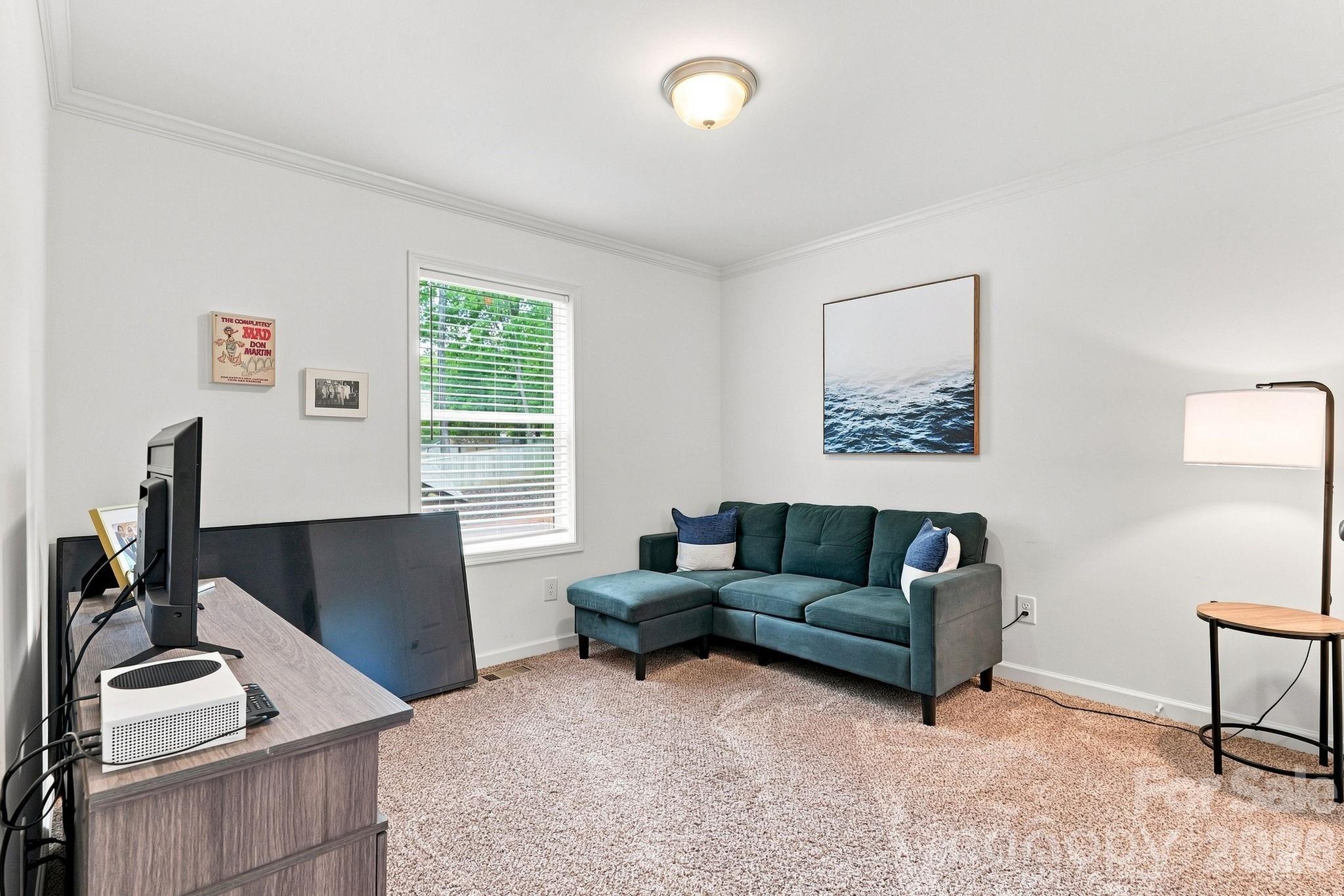 312 Sailwinds Road — Mooresville